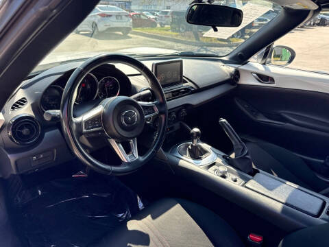 2016 Mazda MX-5 Miata Club