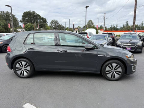 2019 Volkswagen e-Golf SE