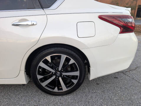 2018 Nissan Altima 2.5 SR