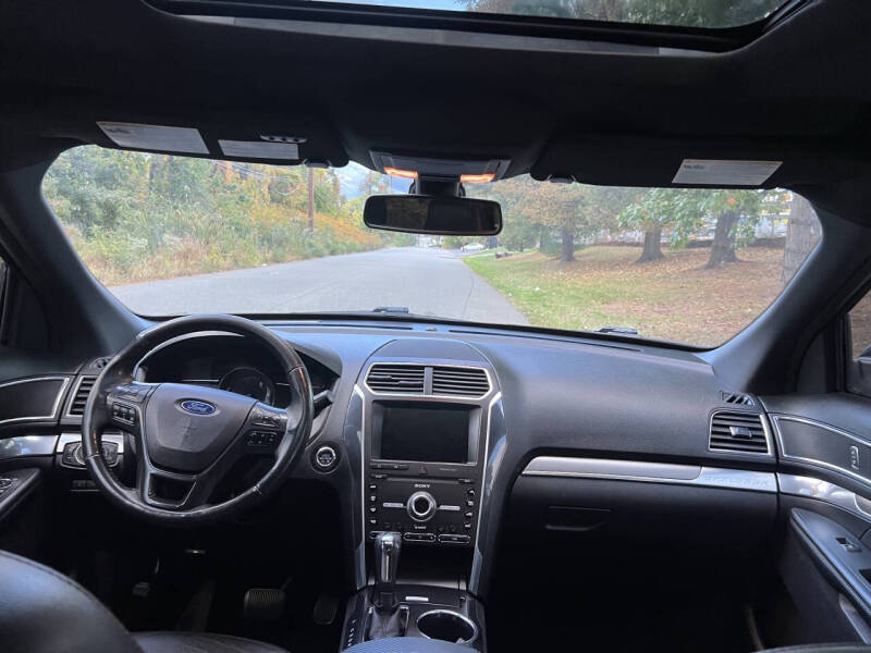 2019 Ford Explorer Sport