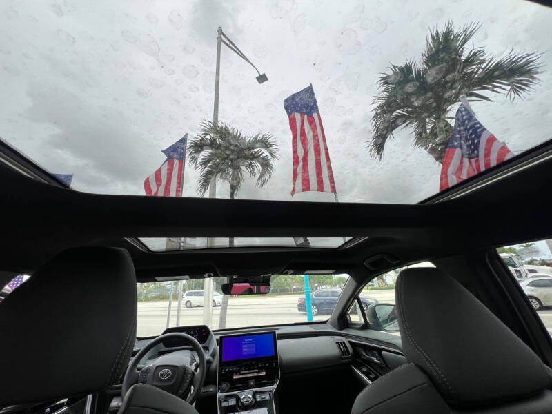 2024 Toyota bZ4X XLE