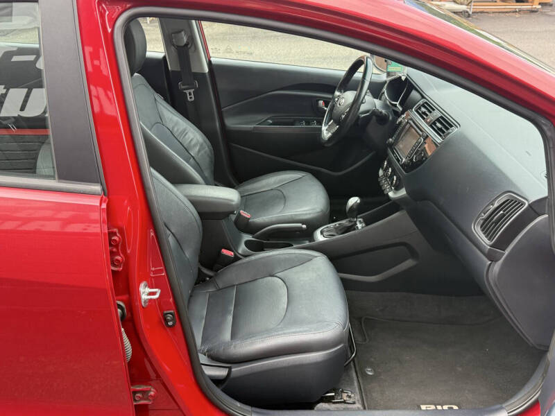 2016 Kia Rio EX