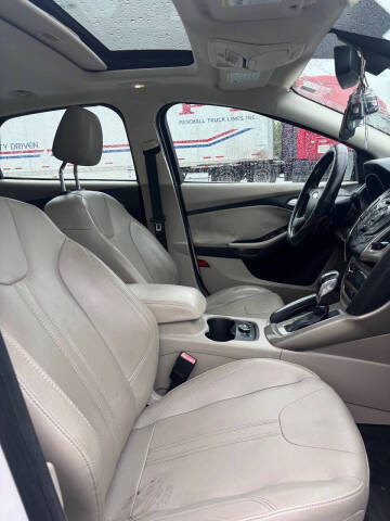 2012 Ford Focus SEL