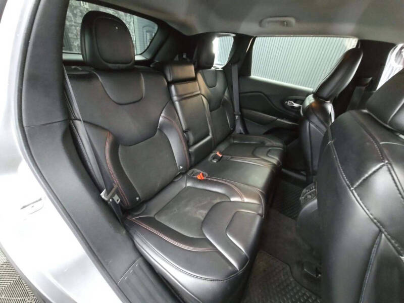 2019 Jeep Cherokee Trailhawk