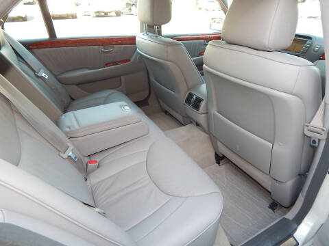 2005 Lexus LS 430
