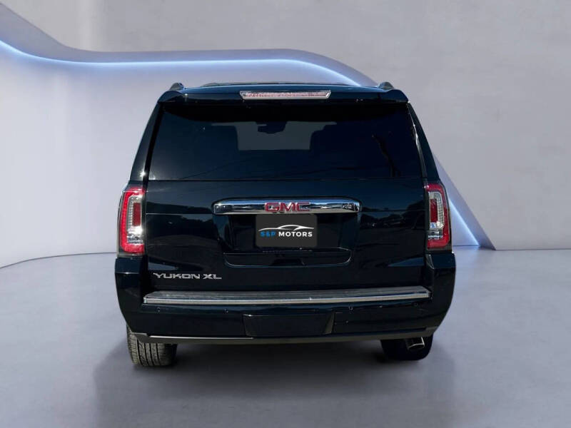 2016 GMC Yukon XL Denali