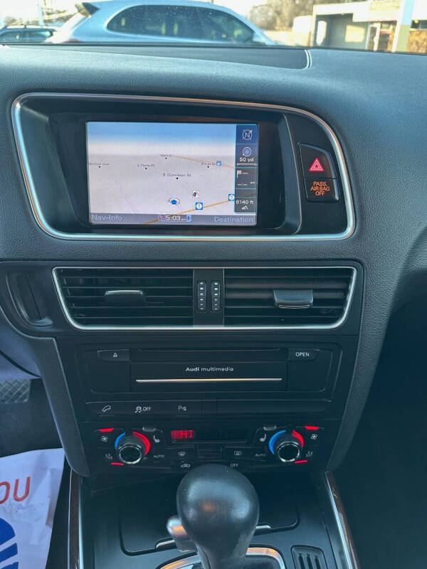 2012 Audi Q5 3.2 quattro Premium Plus