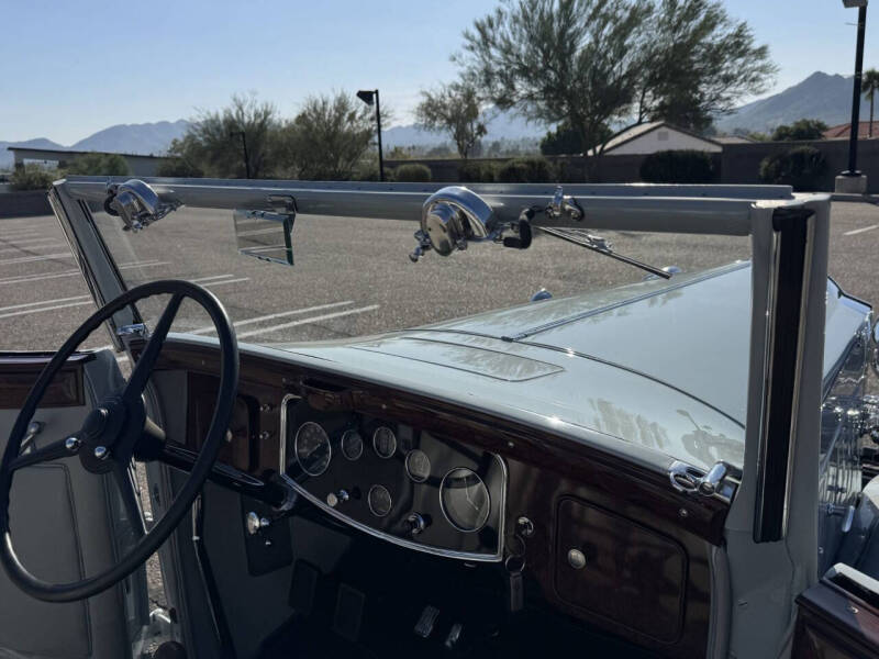 1932 Packard Deluxe 8