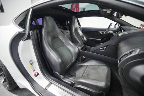 2017 Jaguar F-TYPE Premium