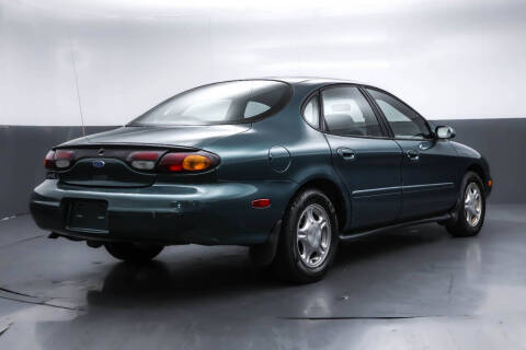 1997 Ford Taurus GL
