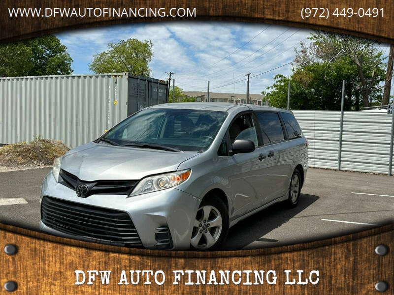 2020 Toyota Sienna L's photo