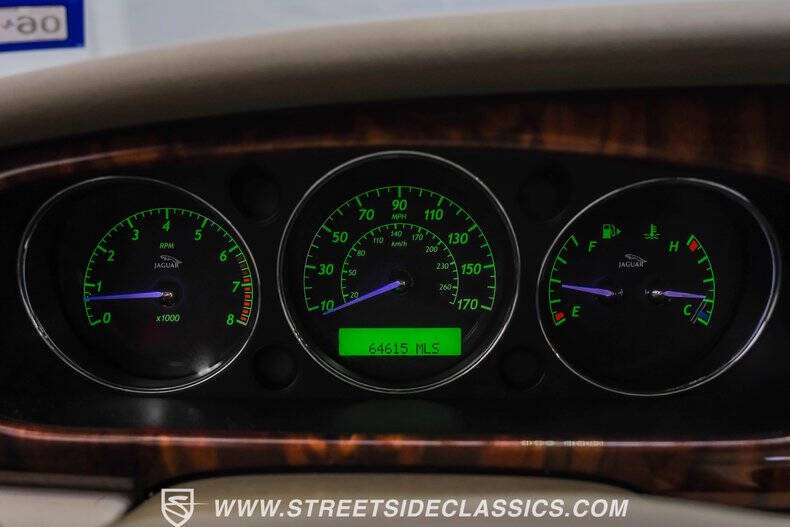 2004 Jaguar XJ-Series XJ8