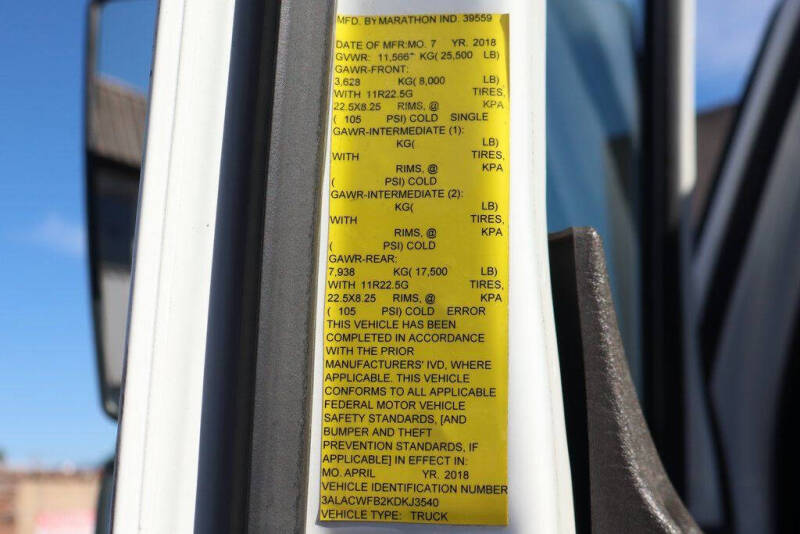 2019 Freightliner M2 106