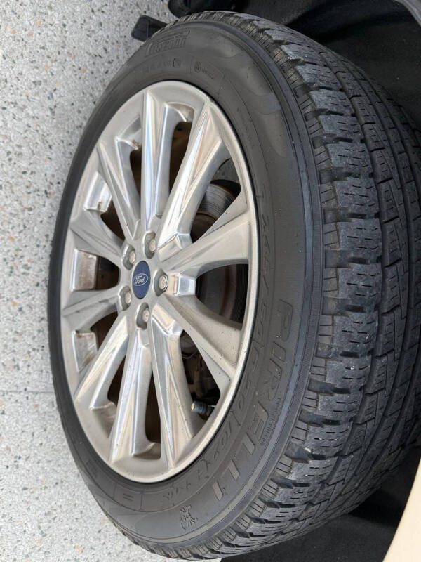 2018 Ford Edge Titanium