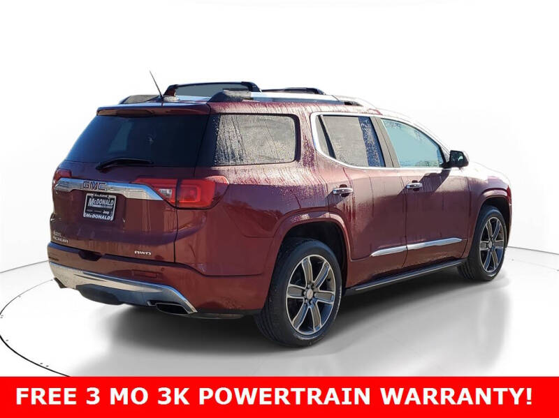 2017 GMC Acadia Denali