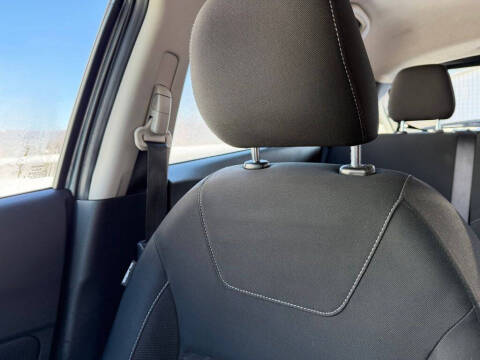 2022 Nissan Kicks SV