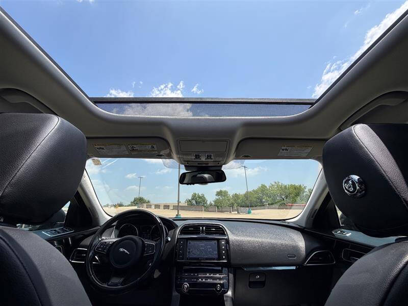 2017 Jaguar F-PACE 35t Premium
