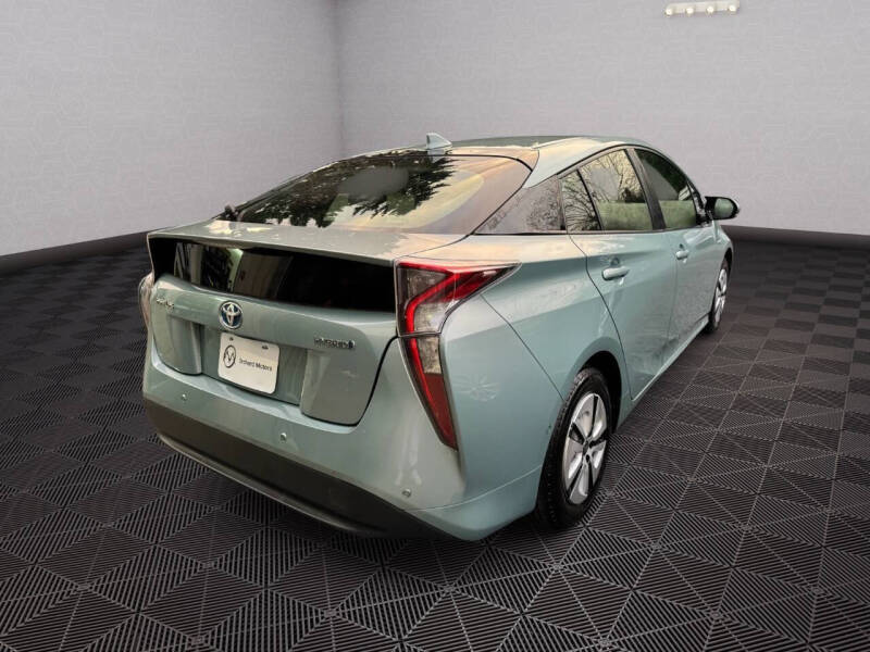2017 Toyota Prius Three