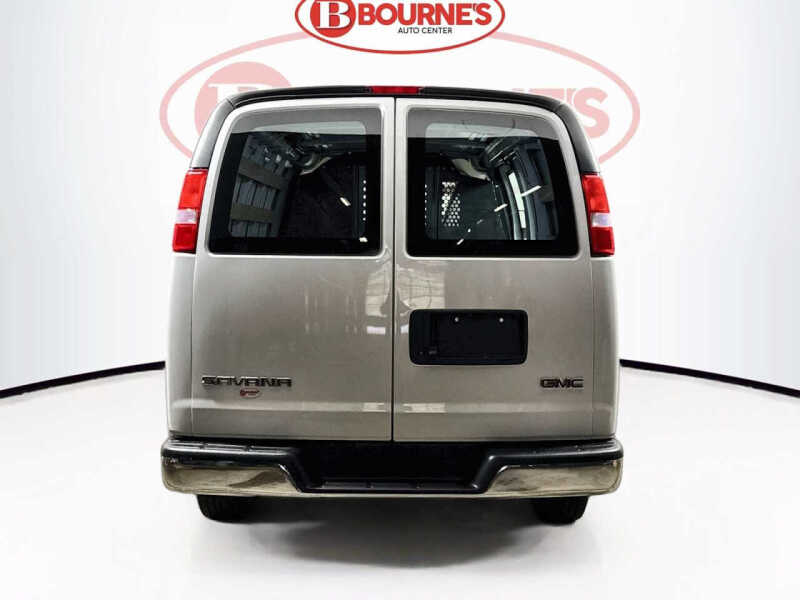 2024 GMC Savana 2500