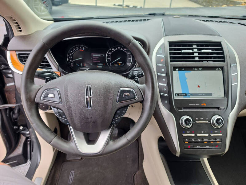 2017 Lincoln MKC Select