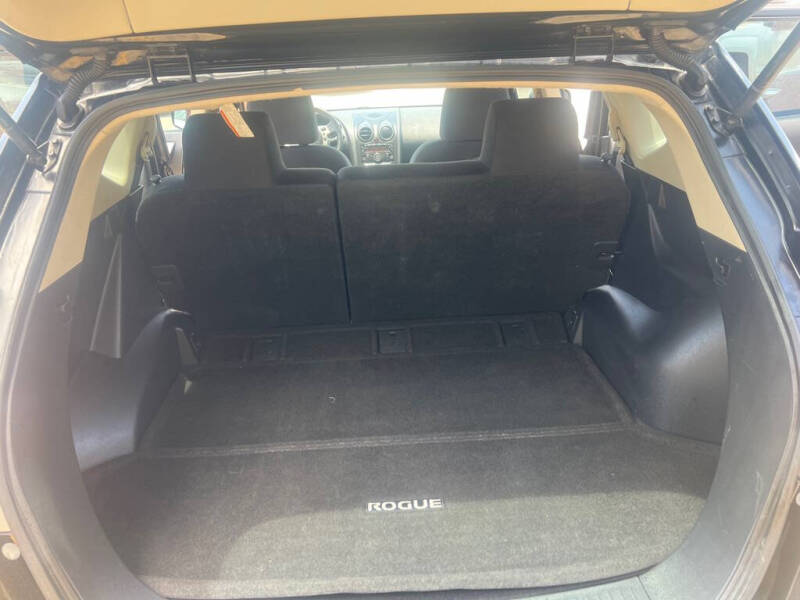 2012 Nissan Rogue S