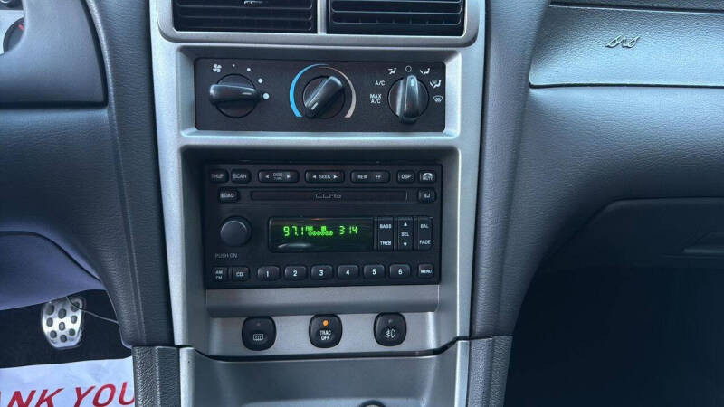 2003 Ford Mustang Mach 1 Premium
