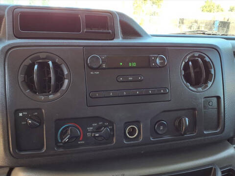 2011 Ford E-Series E-250