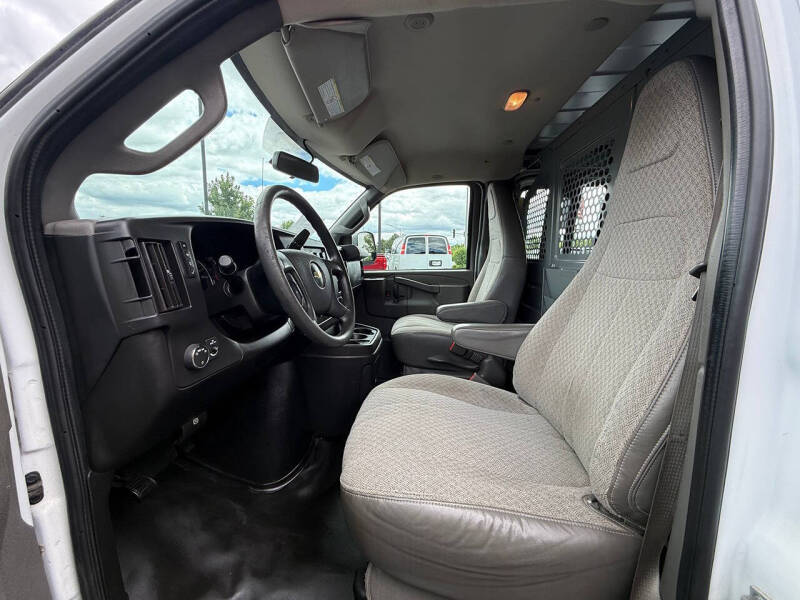 2019 Chevrolet Express 2500