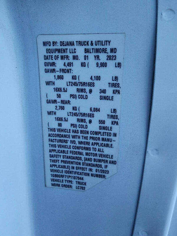 2023 Chevrolet Express 3500