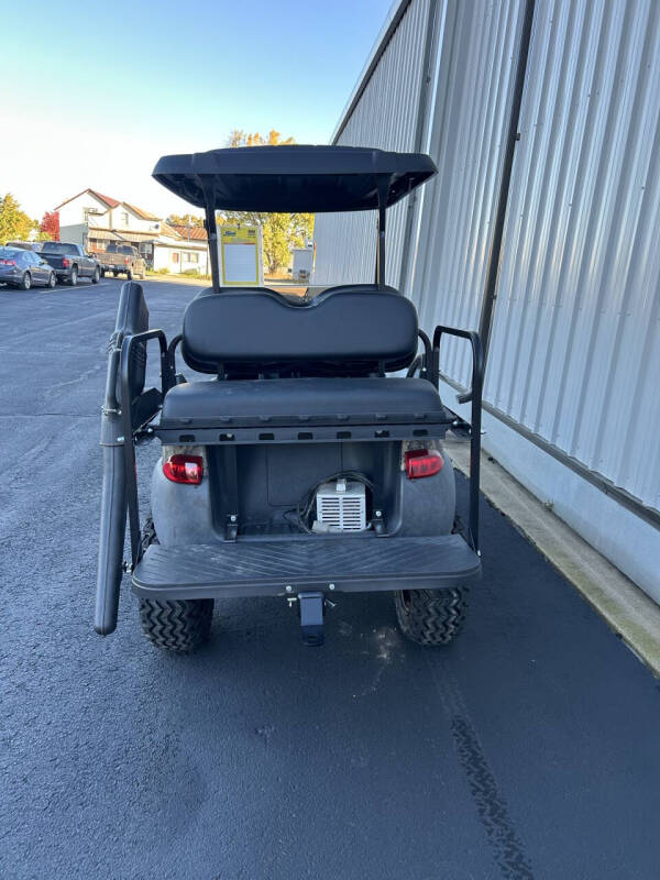 2012 Club Car Precedent