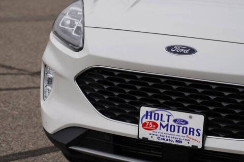 2022 Ford Escape Titanium