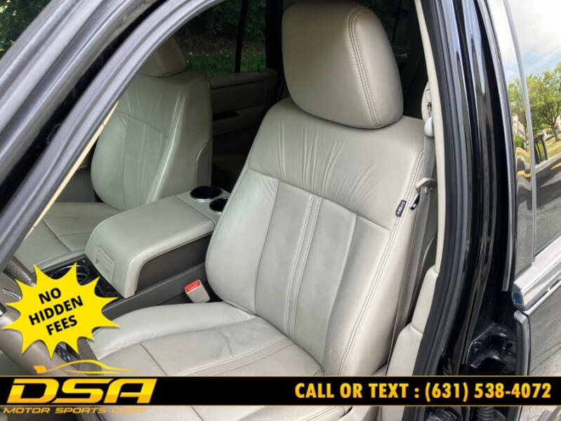 2016 Lincoln Navigator Select