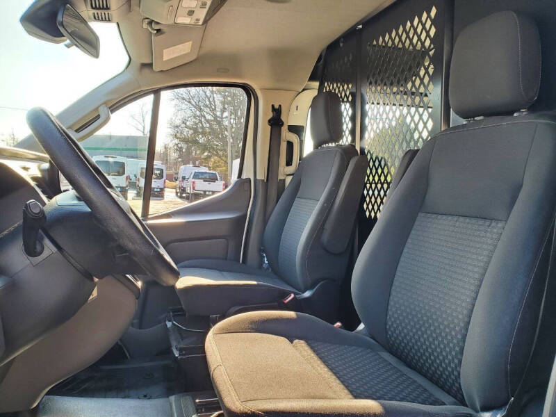 2024 Ford Transit 250