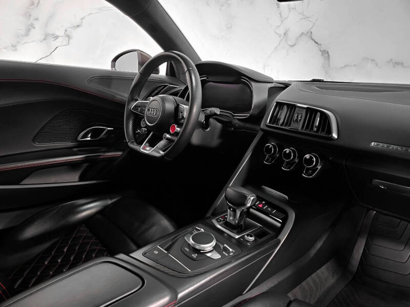 2017 Audi R8 5.2 quattro V10 Plus