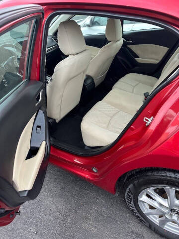 2018 Mazda MAZDA3 Sport