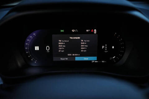 2023 Volvo XC40 B5 Core