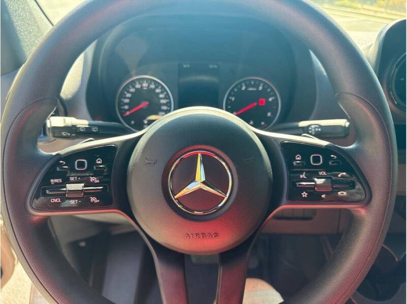 2022 Mercedes-Benz Sprinter 2500