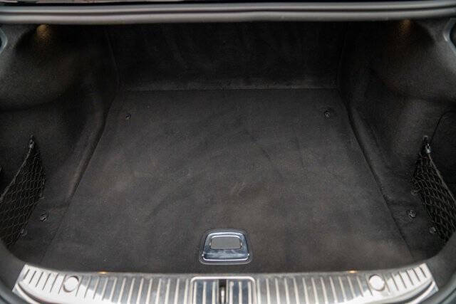 2016 Mercedes-Benz S-Class 37