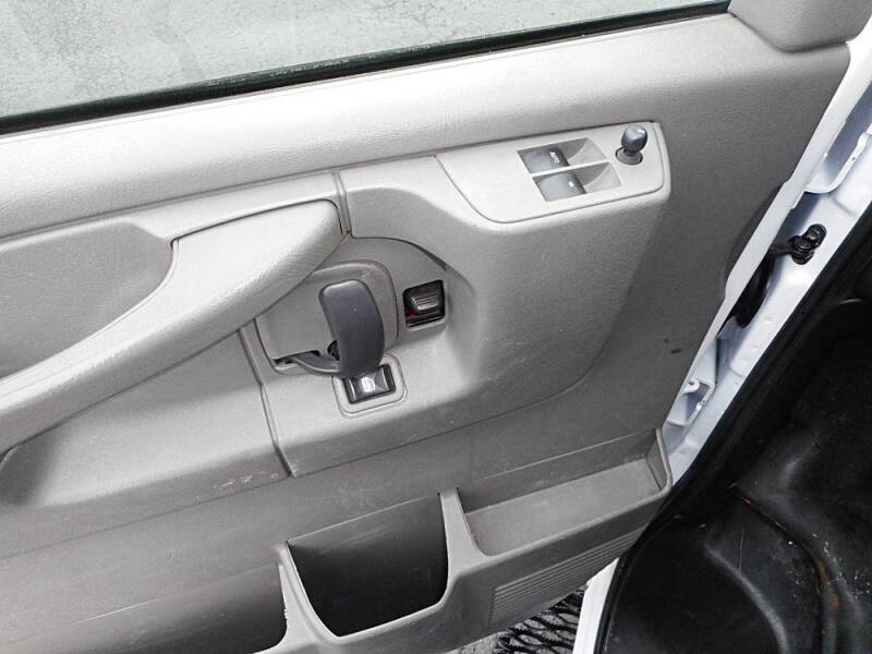 2015 GMC Savana 3500