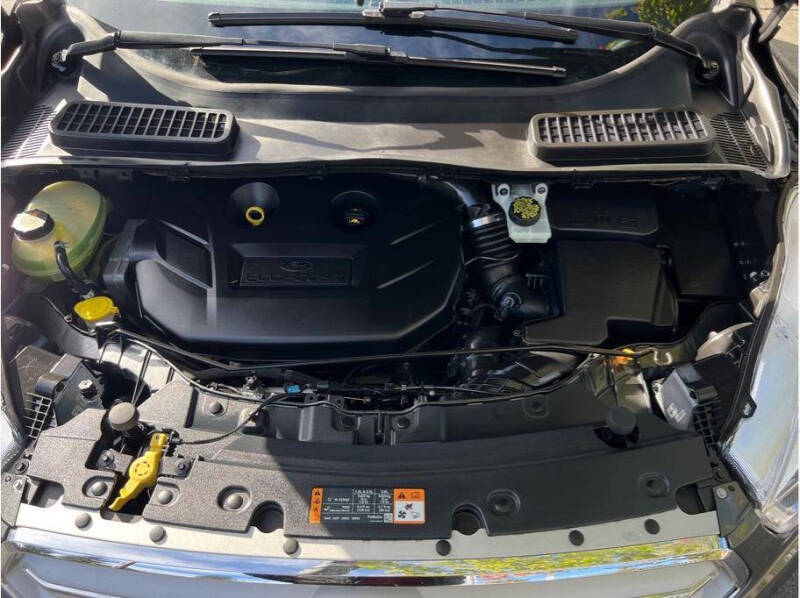 2019 Ford Escape Titanium