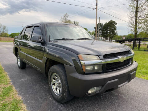 2003 Chevrolet Avalanche for sale at Champion Motorcars in Springdale AR
