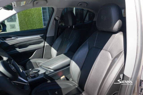 2019 Alfa Romeo Stelvio Sport