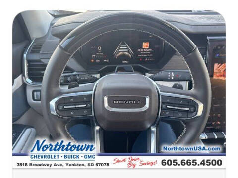 2025 GMC Acadia Denali