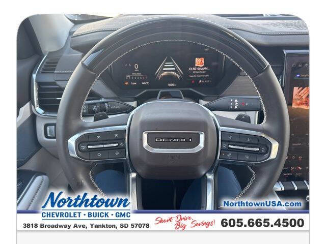 2025 GMC Acadia Denali