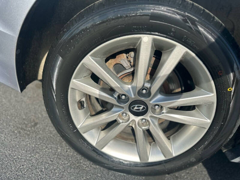 2017 Hyundai Sonata SE