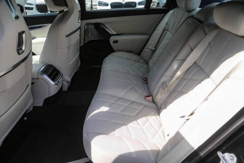 2025 BMW 7 Series 750e xDrive