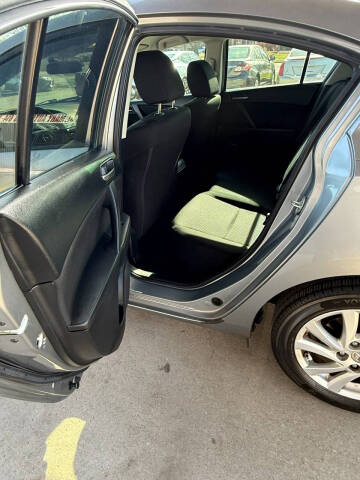 2012 Mazda MAZDA3 i Touring