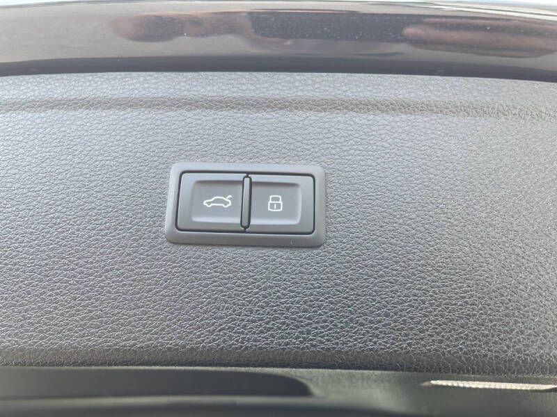 2020 Audi Q5 quattro Premium 45 TFSI