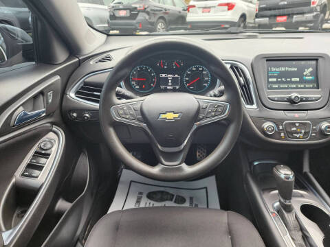 2017 Chevrolet Malibu LT