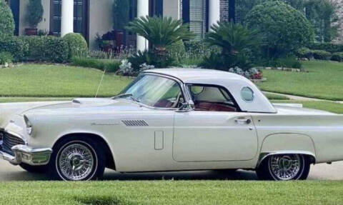 1957 Ford Thunderbird